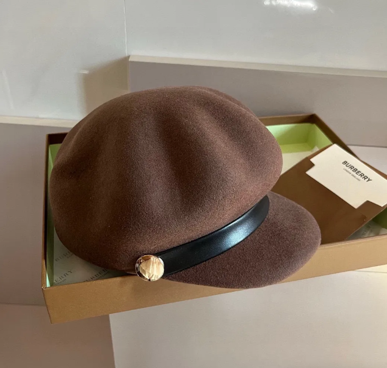 Burberry Buckle Octagonal