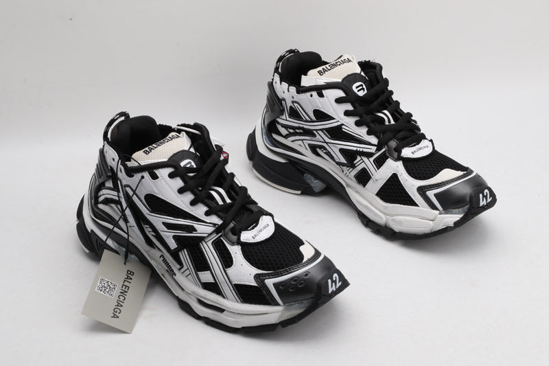 Balenciaga Runner
