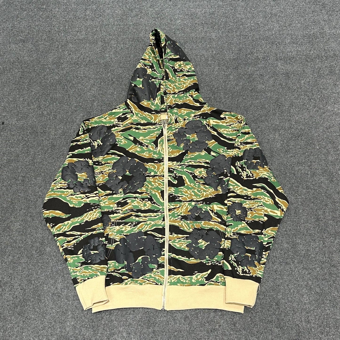 Cotton Wreath Zip Hoodie