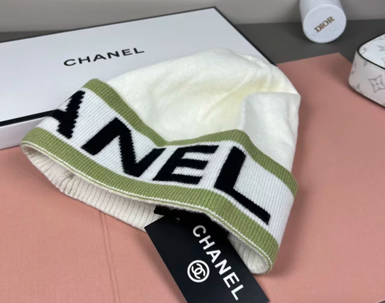 Chanel knit