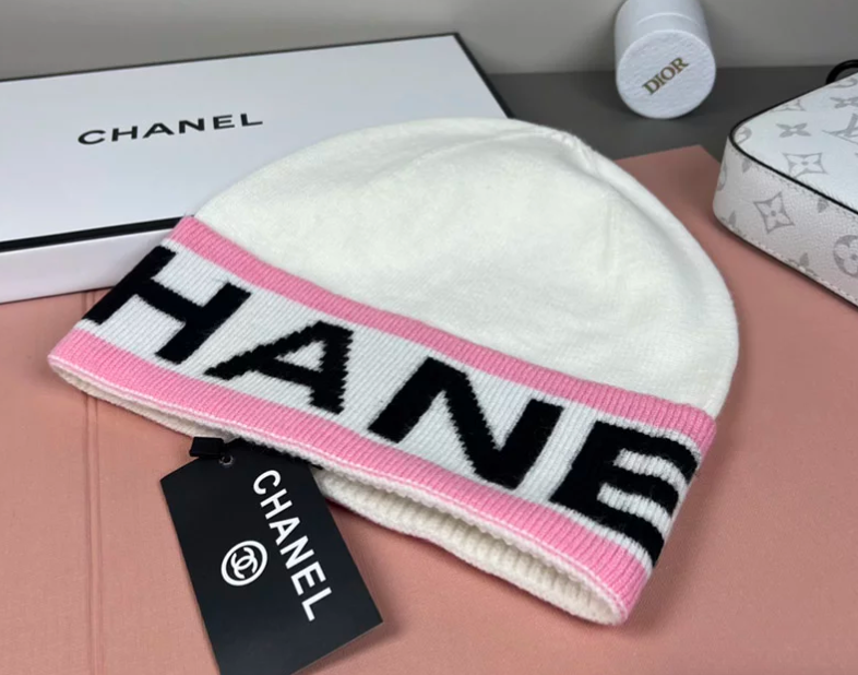 Chanel knit