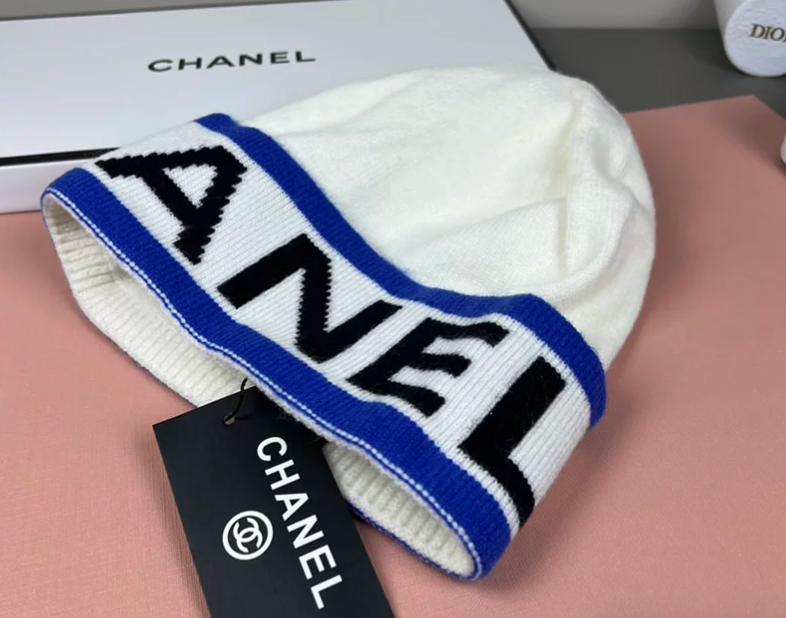 Chanel knit