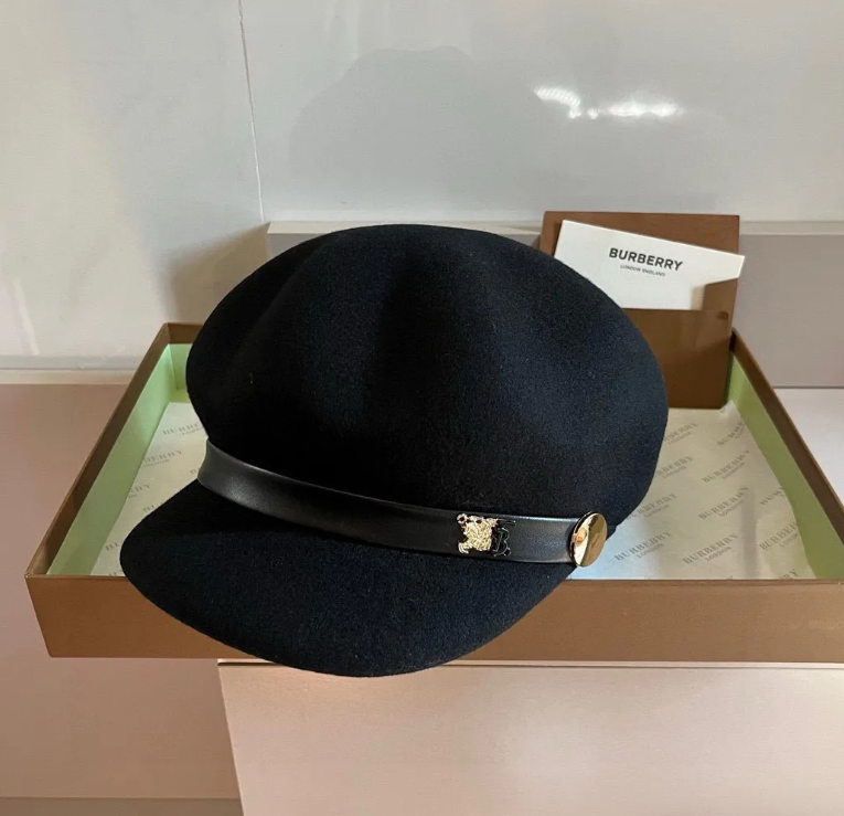 Burberry Buckle Octagonal