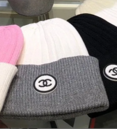 Chanel Knitted Cashmere