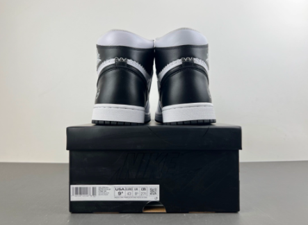 Fragment Design x Air Jordan 1 Retro High OG.