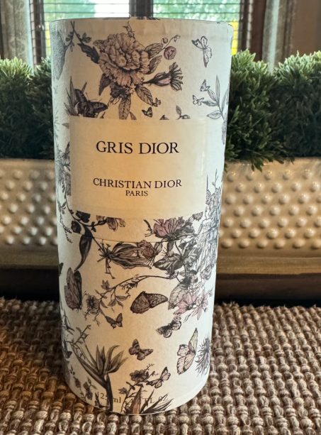 Gris Dior
