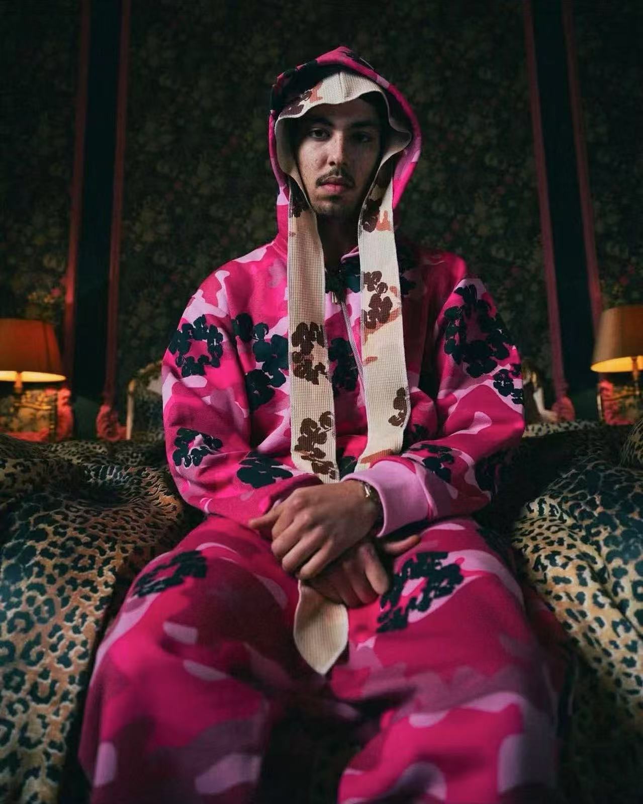 Cotton Wreath Sweatpants